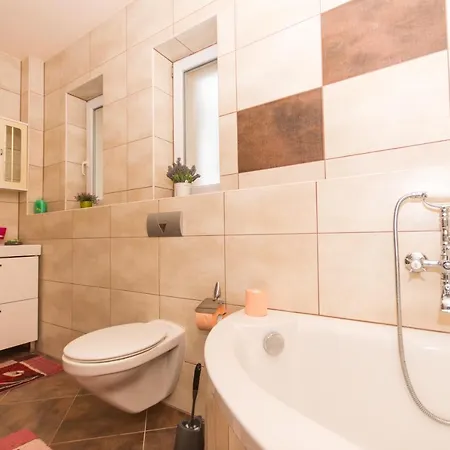 Ploka Aparthotel