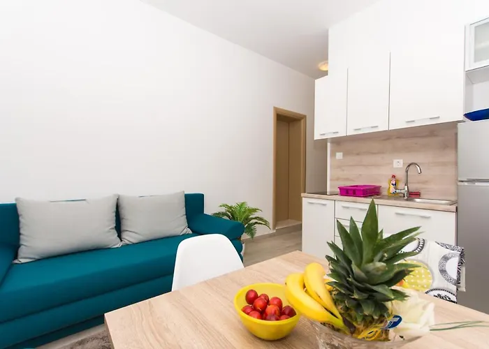 Ploka Apartmanhotel